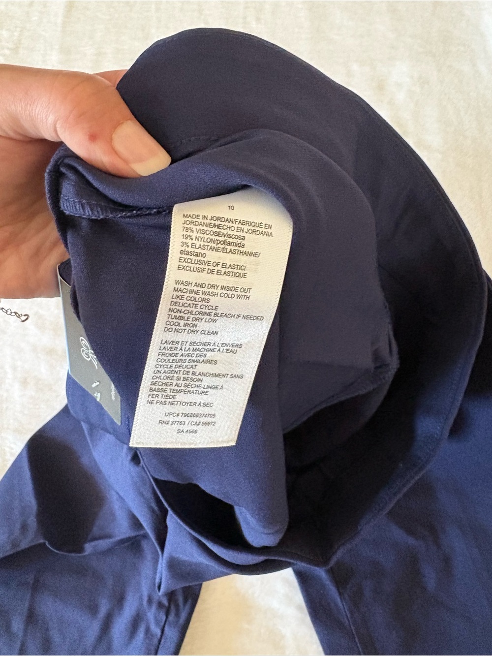 New Women’s Navy Blue Casual capris - Picture 4 of 7